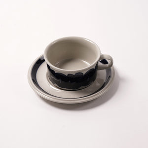 Arabia  Anemone cup&saucer trio 03