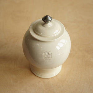 CHINJUKAN POTTERY TEA CANISTAR